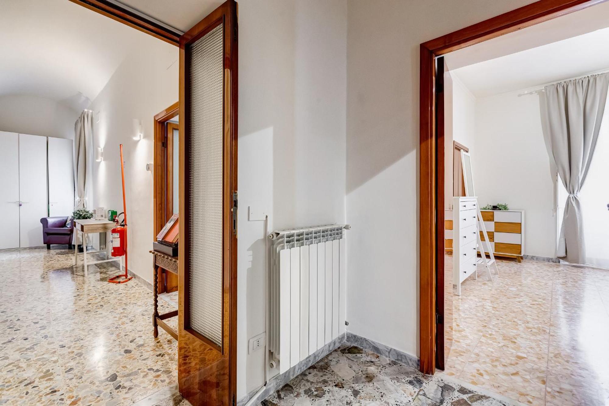 Vivilo Collection - San Vito View Apartment - 3 Bdr 2 Baths Roma Exterior foto