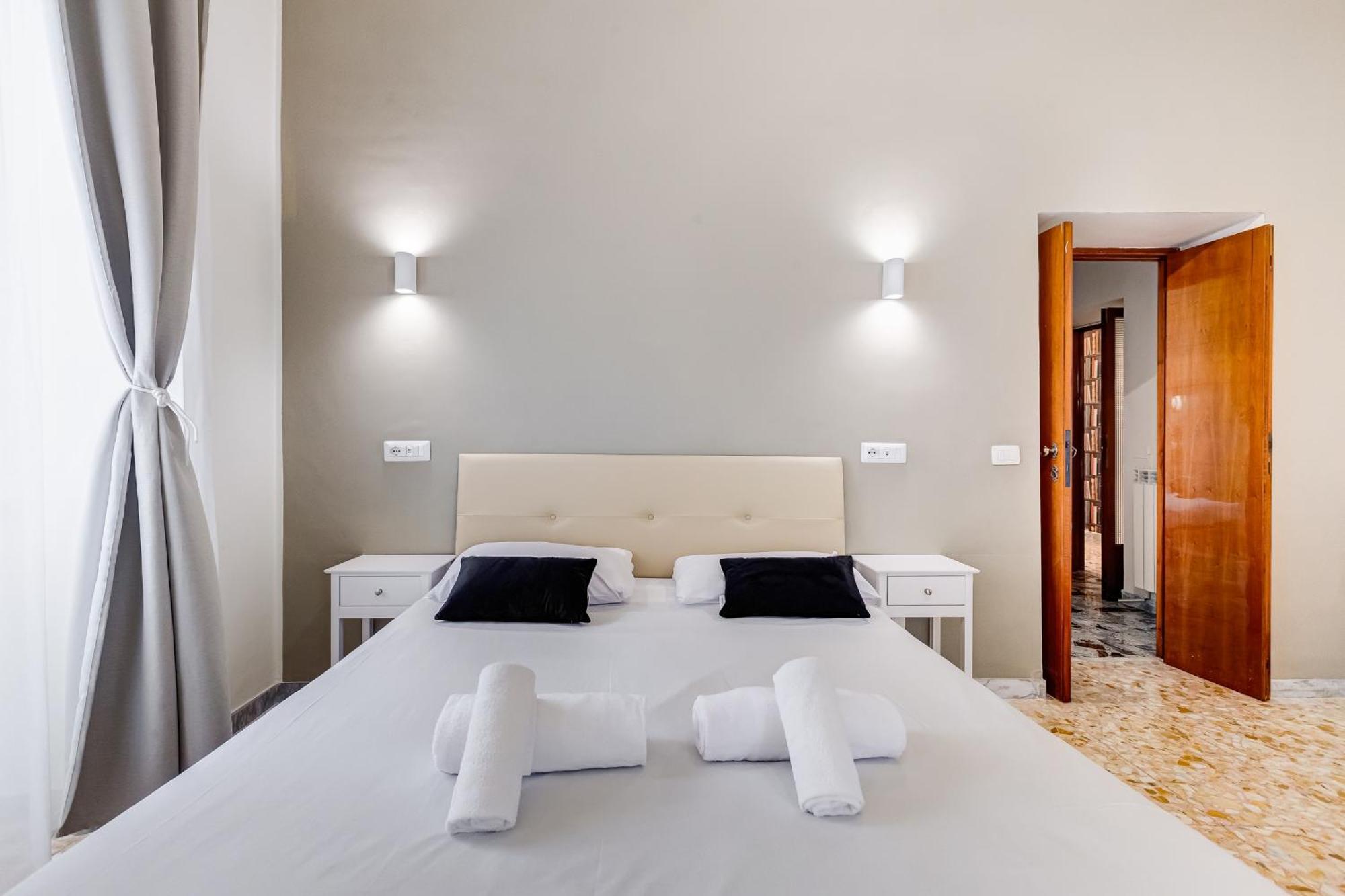 Vivilo Collection - San Vito View Apartment - 3 Bdr 2 Baths Roma Exterior foto