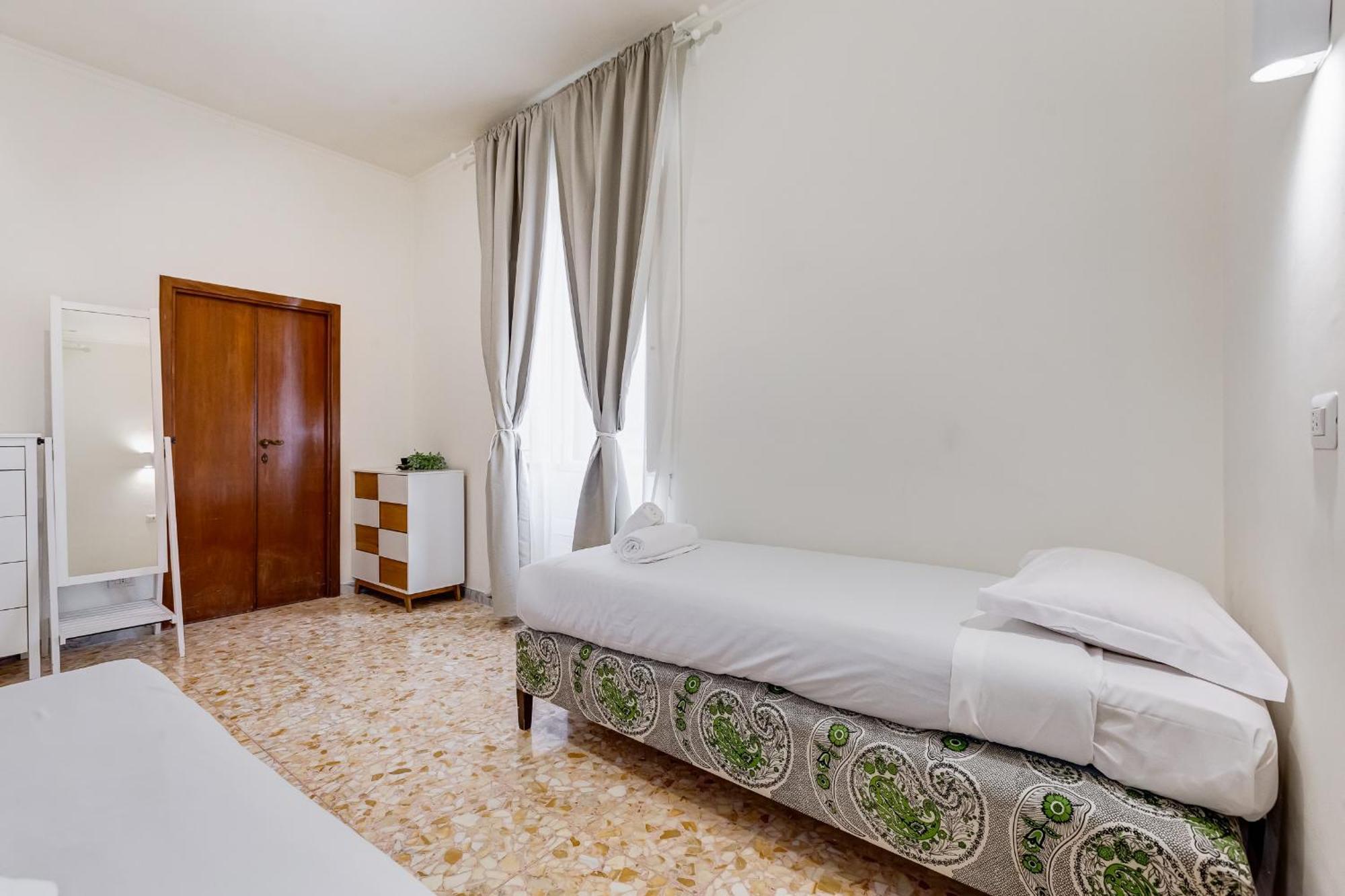 Vivilo Collection - San Vito View Apartment - 3 Bdr 2 Baths Roma Exterior foto